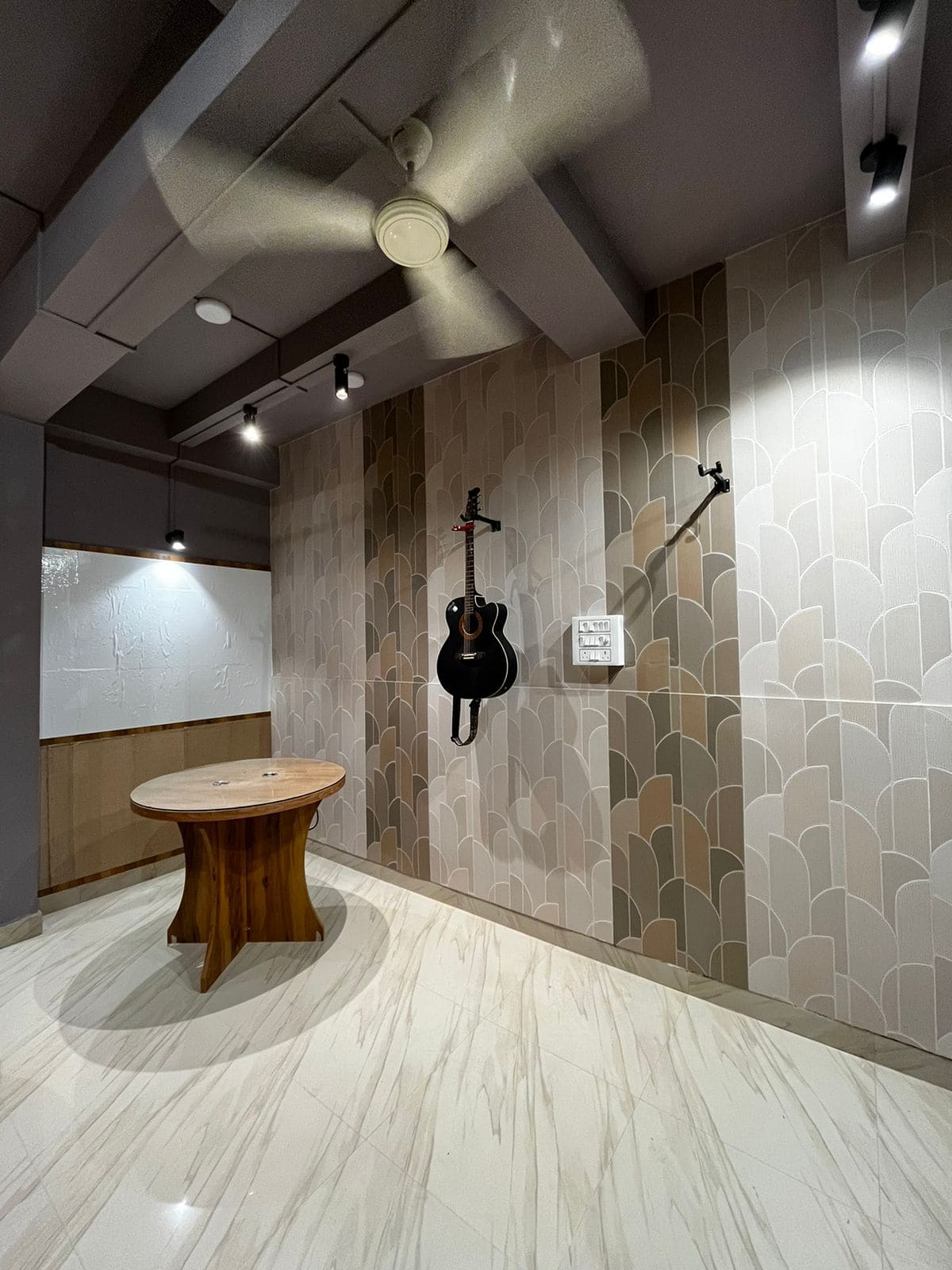 VIEW ENTERTAINMENT 7